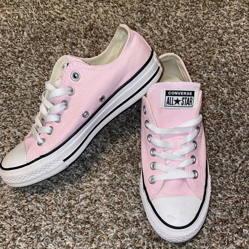 Pink converse